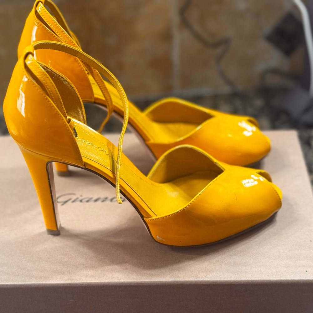 Gianvito Rossi Yellow Slingback Heels